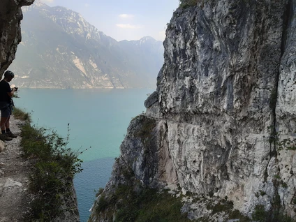 Scrambling: the Smugglers' Trail at Lake Garda 8